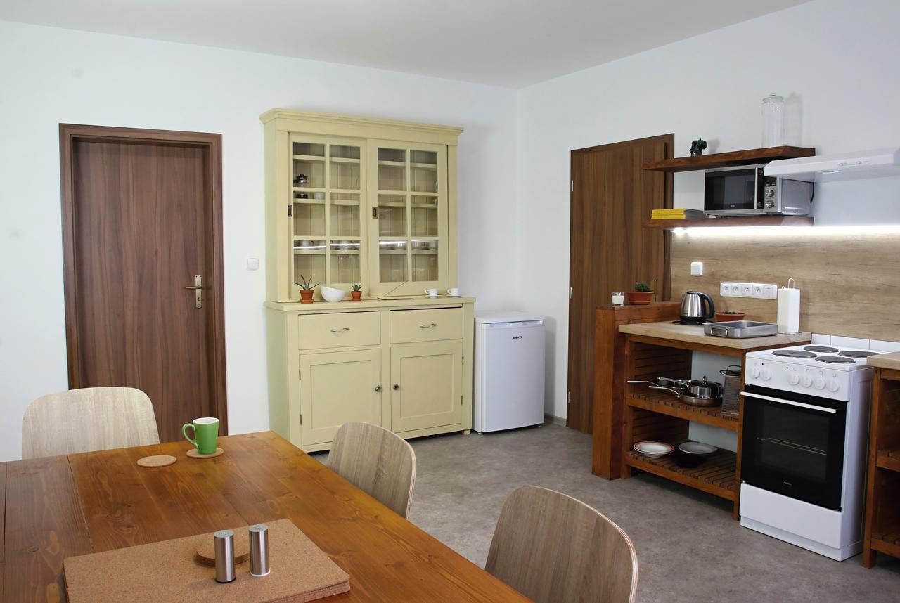 Apartmany Za Sakurou Hodonin Luaran gambar